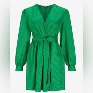Express- Jacquard Satin Tie Waist Long Sleeve
Mini Dress
Color: GREEN LUSH